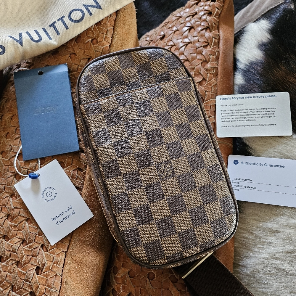 LOUIS VUITTON Damier Ebene Pochette Gange